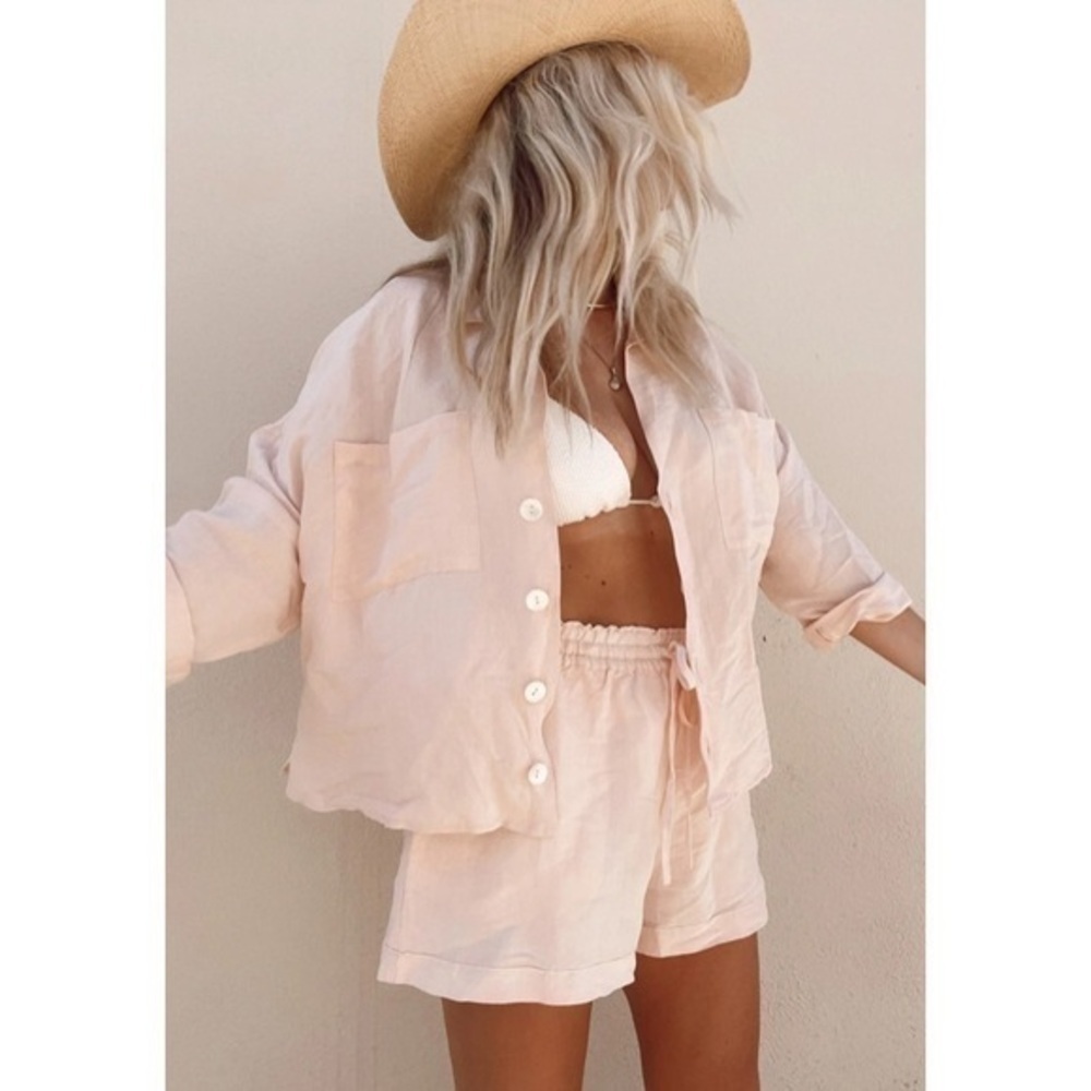 Show Me Your MuMu • NWT Jessica Linen Button Down Top Shell Pink
